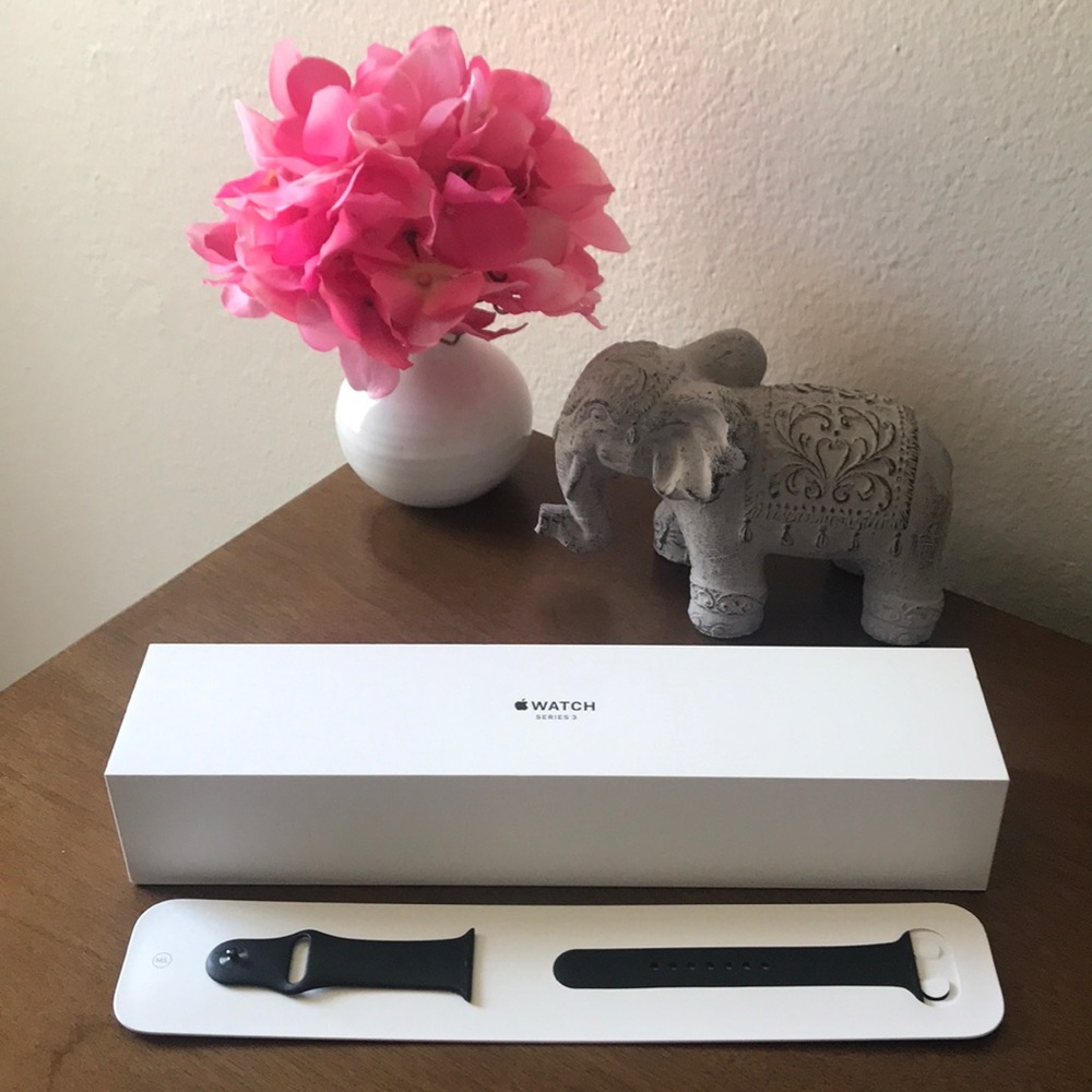 S/M + M/L Black Sports Bands for 38mm Apple Watch